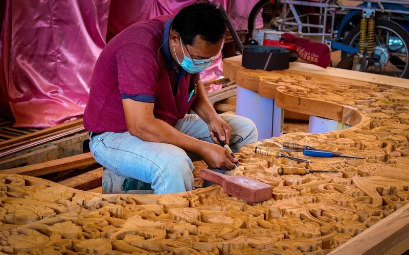 Lee más sobre el artículo Las diferencias entre carpintería y ebanistería