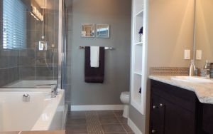 Lee más sobre el artículo ¿Cómo elegir el mejor revestimiento para baños?