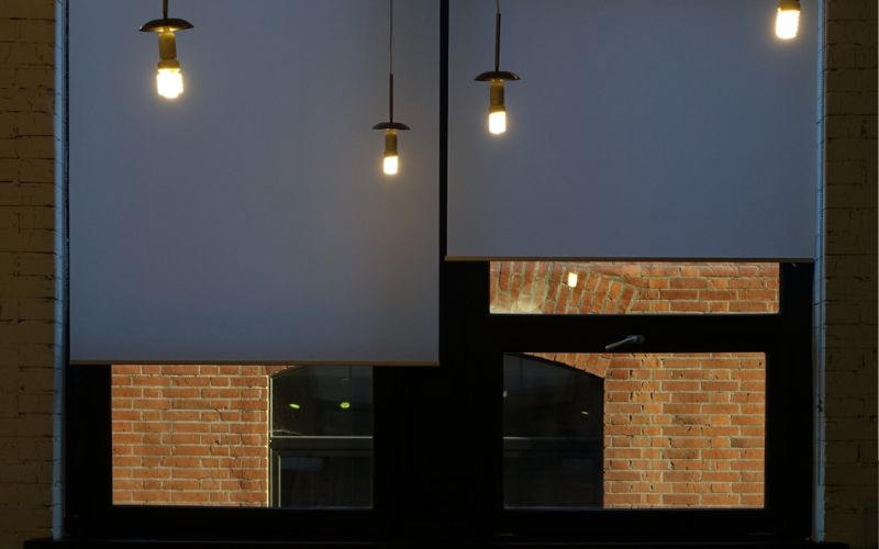 Lee más sobre el artículo ¿Cómo instalar un estor enrollable sin complicaciones?