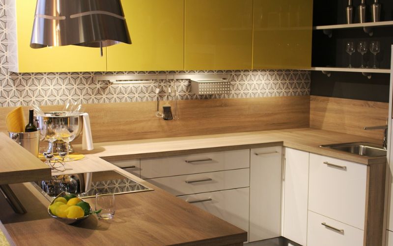 Lee más sobre el artículo La electricidad, el corazón invisible de toda reforma